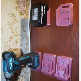 Support mural compatible batteries et outils type Makita LXT