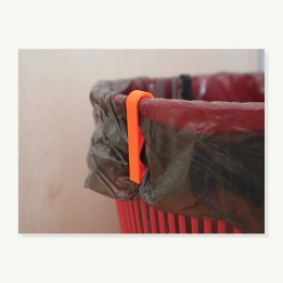 Clip de maintien pour sac-poubelle
